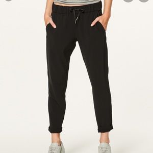 Lululemon Black On the Fly Pant